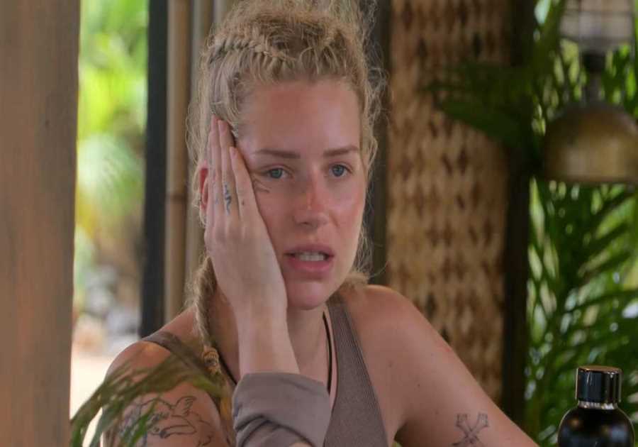 Lottie Moss breaks down in tears discussing failed rehab stint on Netflix show