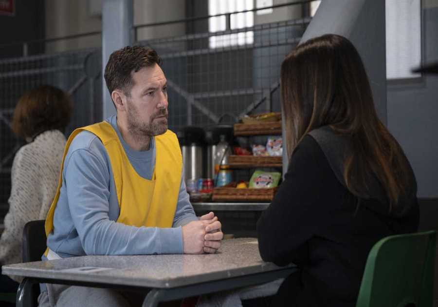 Coronation Street: Rob Donovan's Affair Threatens Carla's Kidney Donation