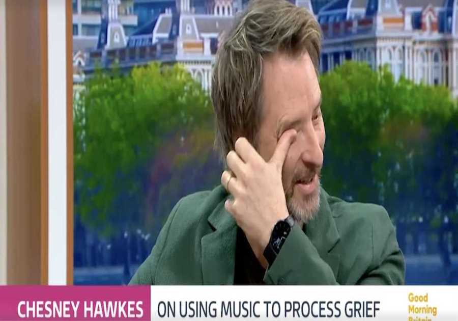 Chesney Hawkes Breaks Down in Tears Over Death of Best Mate Live on GMB