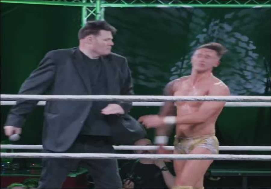 Chase Star Mark Labbett Shockingly Slaps Wrestler at Sporting Event