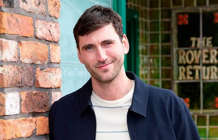 Coronation Street fans speculate on Kit Green's mysterious past