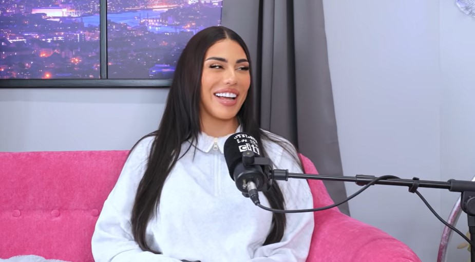 Love Island Star Announces Split from Boyfriend on Podcast