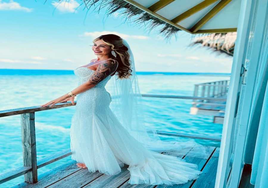 Real Housewives Star Ester Dee Ties the Knot in Luxury Maldives Ceremony