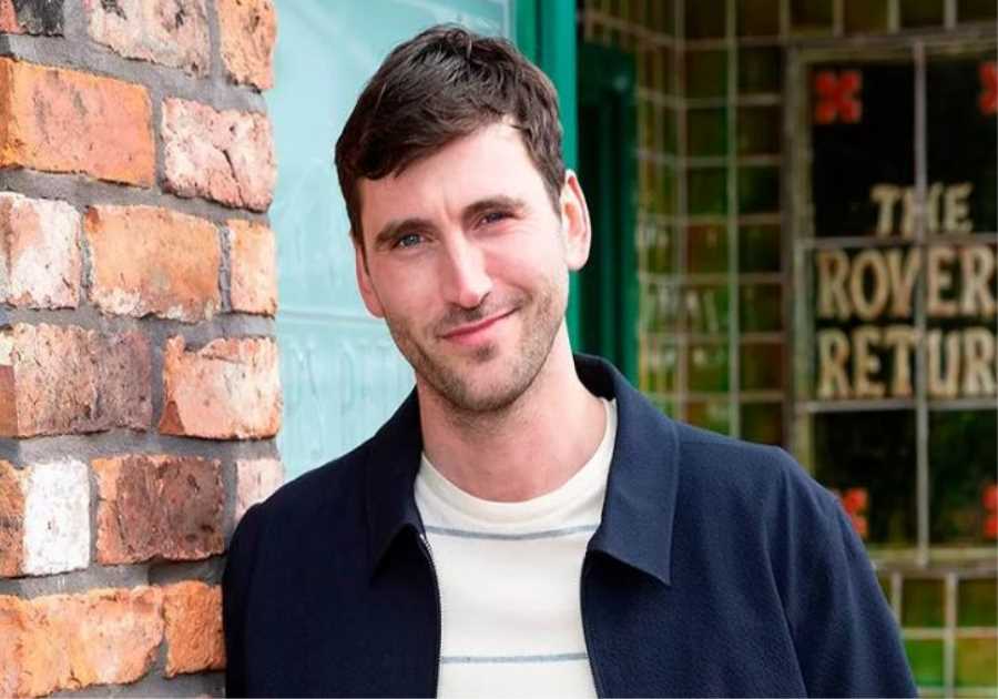 Coronation Street fans speculate on Kit Green's mysterious past