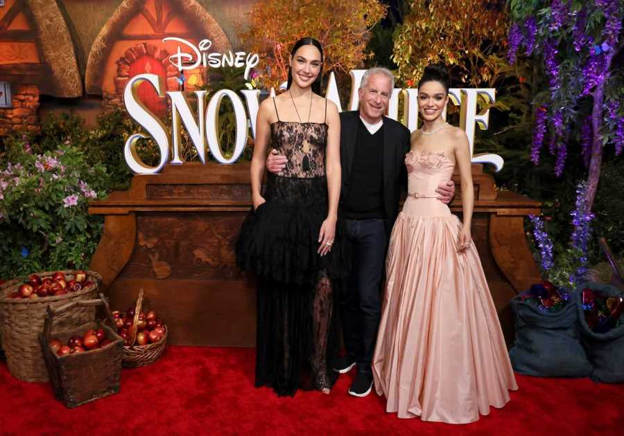 Snow White star Rachel Zegler snubs co-star Gal Gadot at LA premiere