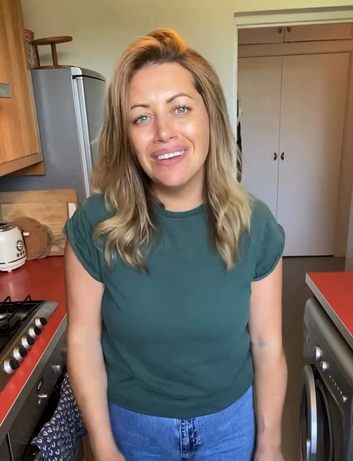 Actress Confirms Departure from Coronation Street and Reveals Move to Australia