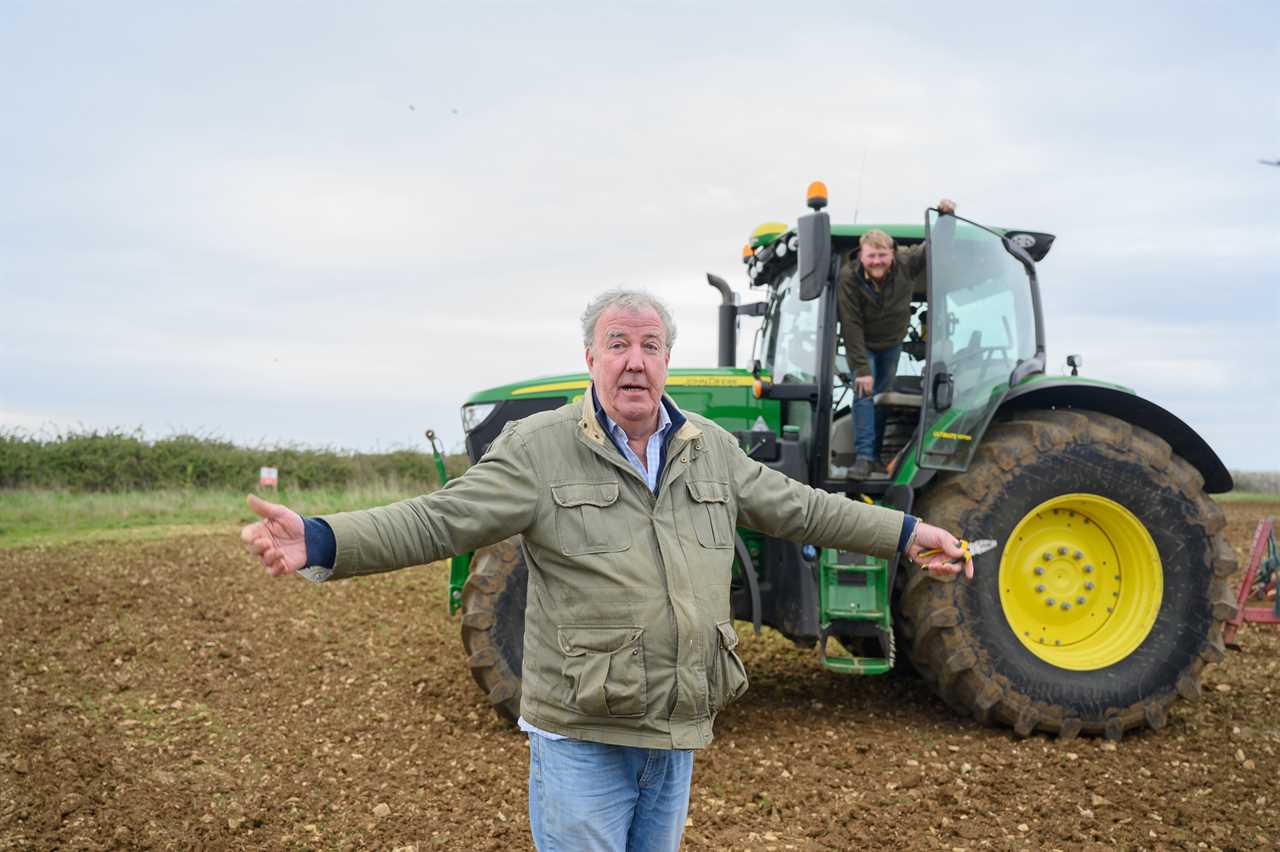 Jeremy Clarkson’s Unlikely Encounter with French Law Enforcement Over a Slug