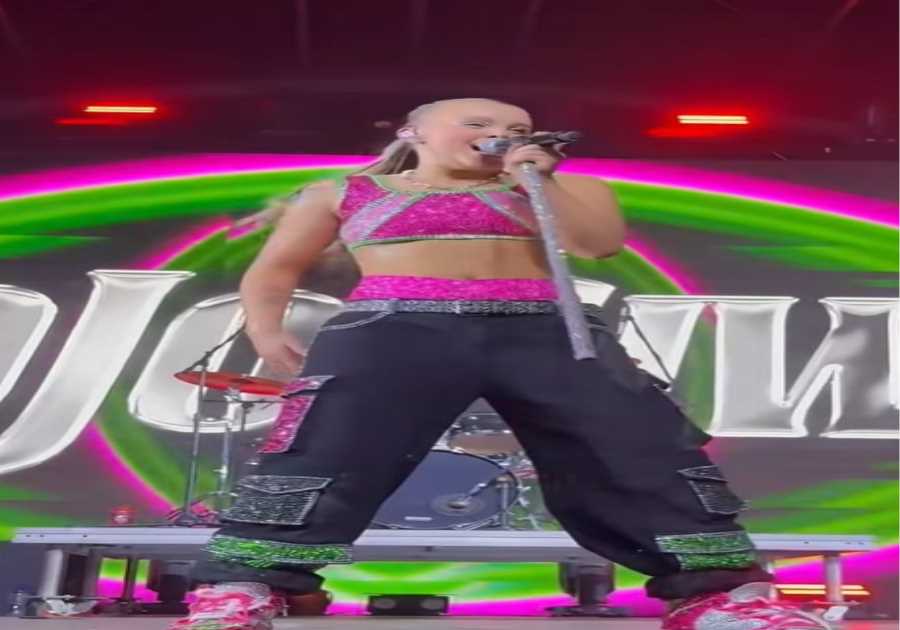 Exploring the Evolving Relationship Dynamics of JoJo Siwa and Chris Hughes