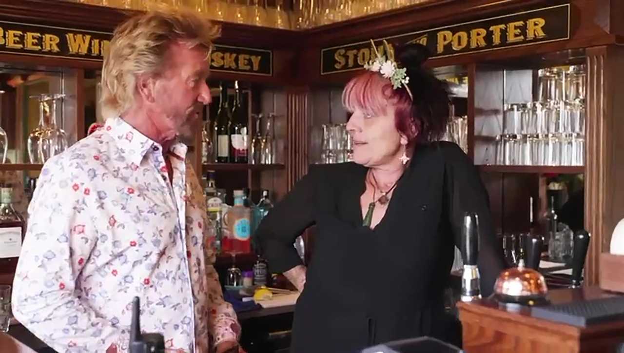 Noel Edmonds' New Zealand Journey: A Farming Narrative Beyond TV Stardom