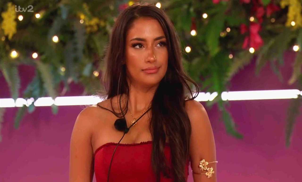 Analysis: Love Island Podcast Hosts Critique Ben's Controversial 'Humbling' Comment, Prompting Calls for Action