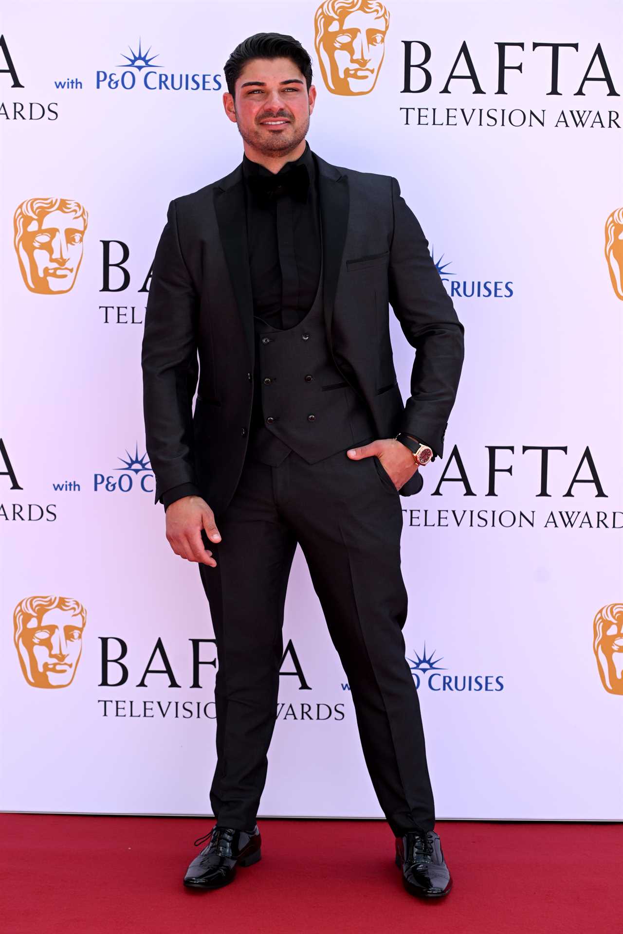 Understanding Love Island Star Anton Danyluk's Solo Journey Towards Personal Growth